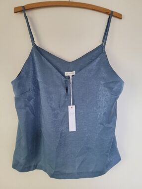 GF Gorgeous Shimmer Keyhole Spaghetti Strap Tank